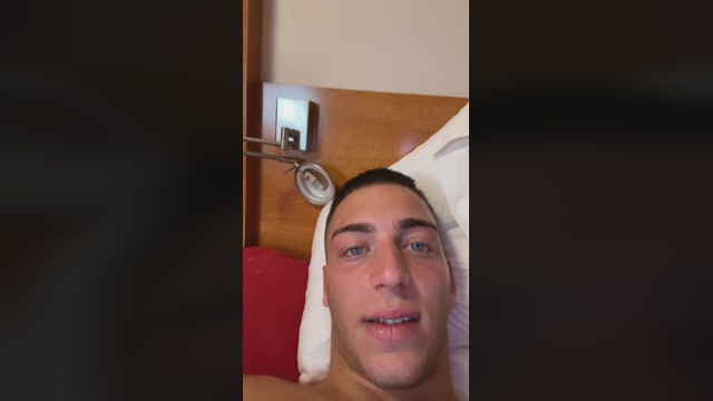 Angeluzzo01  03-08-2022
